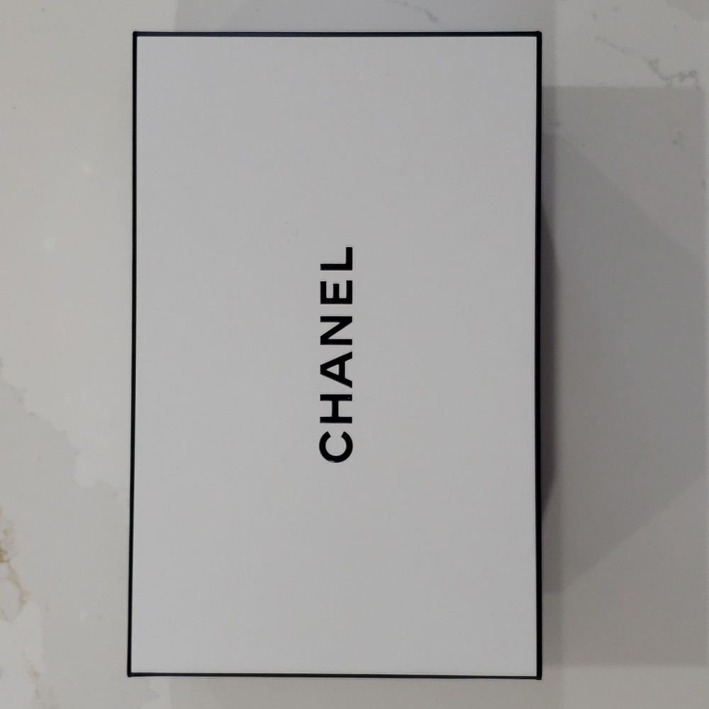Chanel perfume box